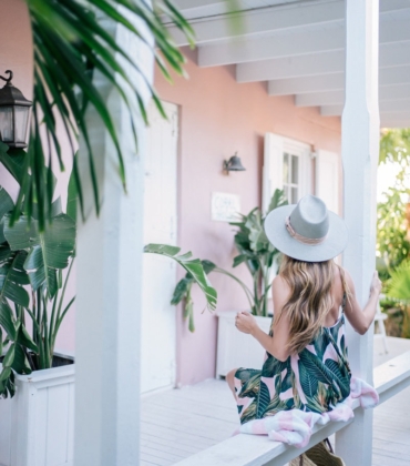 <em>Daily Looks</em>